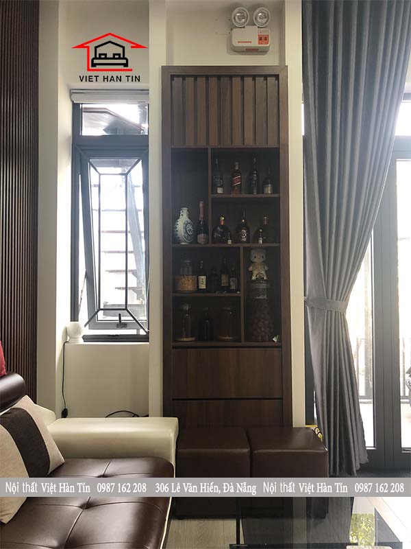 tủ rượu trang trí phòng khách